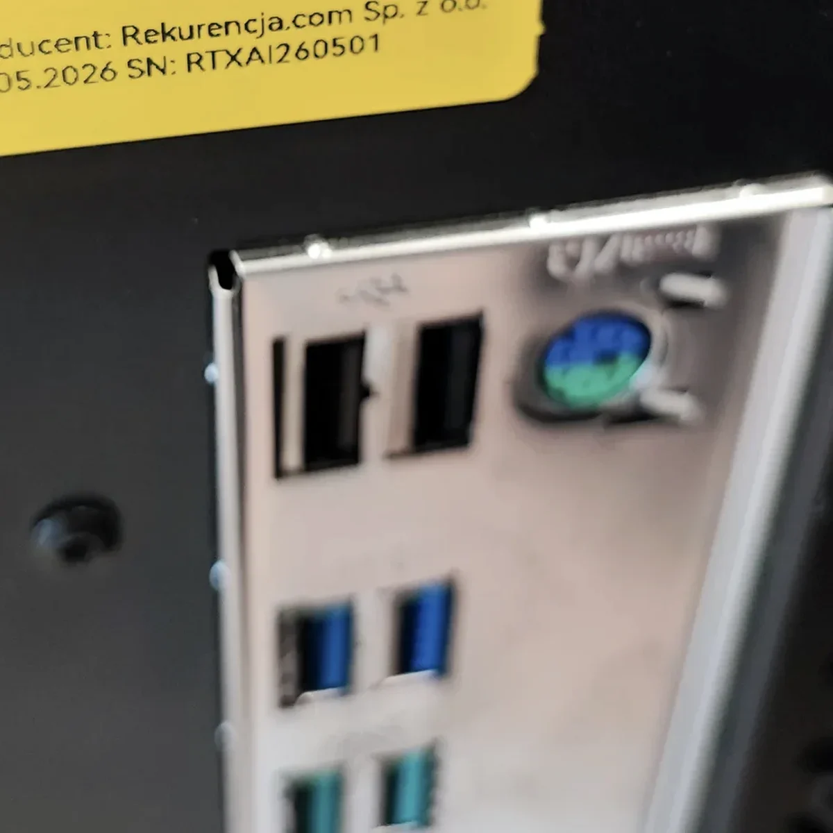 Aplikacja: wybor i konfiguracja pokazane jako realistyczna scena techniczna dla uslugi IT w Bielsku-Bialej